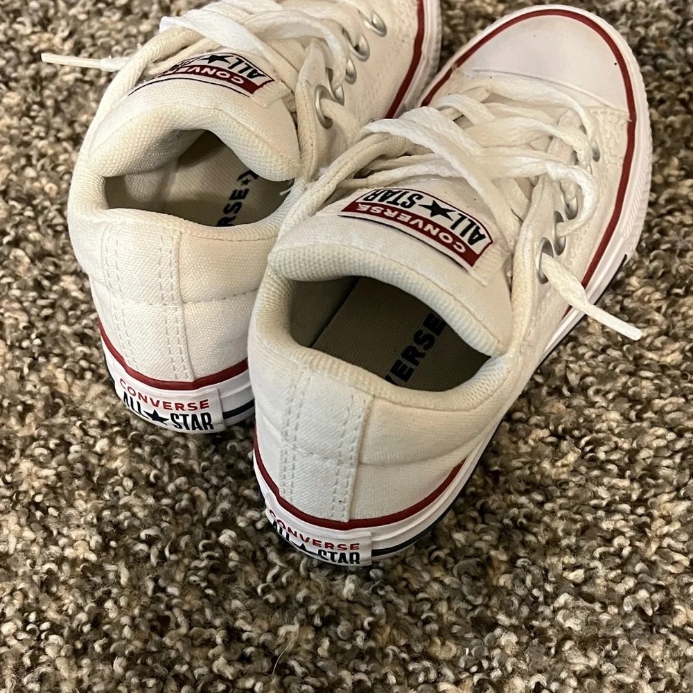 Converse Kids White Canvas Low-Top Sneakers with Red Trim
